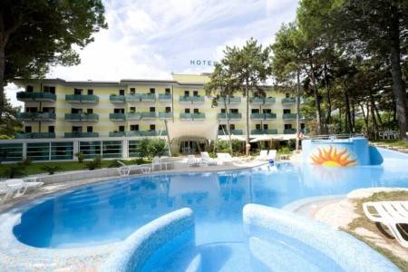Invia – Hotel Mediterraneo**** – Lignano Pineta,  recenzia