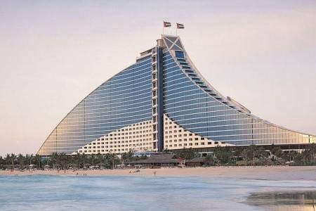 Invia – Jumeirah Beach Hotel,  recenzia