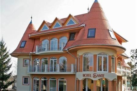 Invia – Hotel Sante, Termálne Kúpele