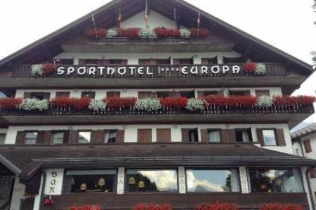 Invia – Sporthotel Europa Sul Lago,  recenzia