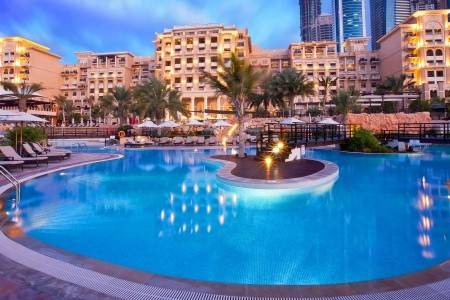 Invia – The Westin Dubai Mina Seyahi Beach Resort & Marina,  recenzia