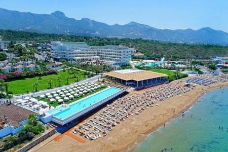 Invia – Acapulco Resort Convention & Spa Hotel,  recenzia