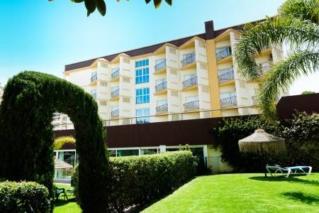 Invia – Hotel Monarque Cendrillon,  recenzia