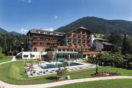 Invia – Hotel Kolmhof, Bad Kleinkirchheim