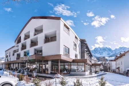 Invia – Sporthotel Tyrol,  recenzia