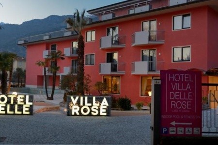 Invia – Villa Delle Rose,  recenzia