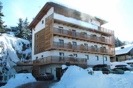 Invia – Hotel Chalet Caminetto Pig S Bazénem – Monte Bondone,  recenzia