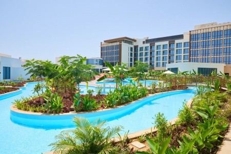 Invia – Millennium Resort Salalah,  recenzia