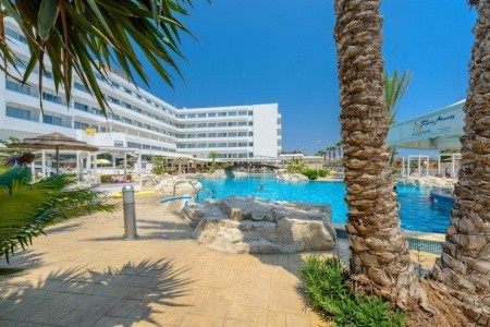 Invia – Tasia Maris Beach Hotel & Spa,  recenzia