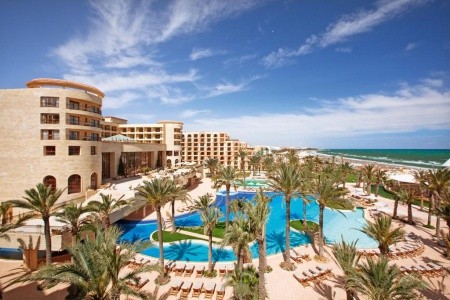 Invia – Mövenpick Resort & Marine Spa, Sousse