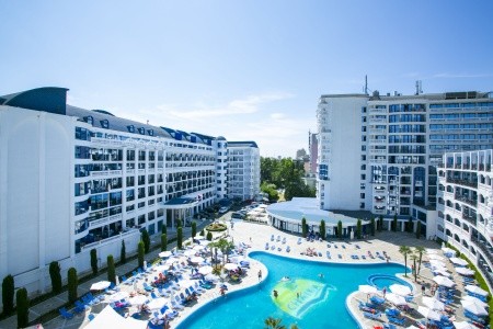 Invia – Chaika Beach Resort,  recenzia