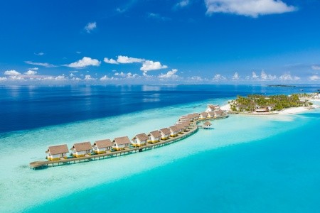 Invia – Saii Lagoon Maldives,  recenzia