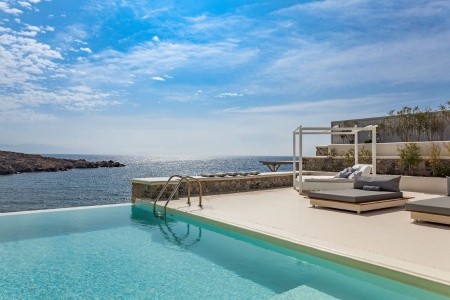 Invia – Casa Del Mar Mykonos Seaside Resort, Mykonos