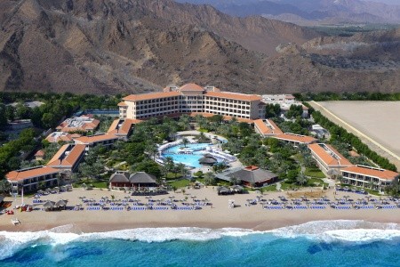 Invia – Fujairah Rotana Resort And Spa, Spojené arabské emiráty